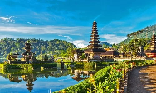 Day 2: Water Sports at Tanjung Benoa & Uluwatu Temple